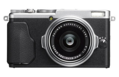 Fujifilm X70 Digital Camera with 18.5mm Lens